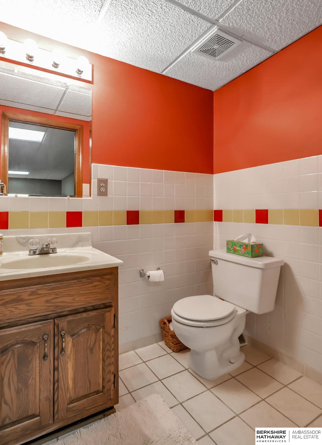 Omaha, Nebraska 68154, United States, 3 Bedrooms Bedrooms, ,2 BathroomsBathrooms,Residential,Pending,228536