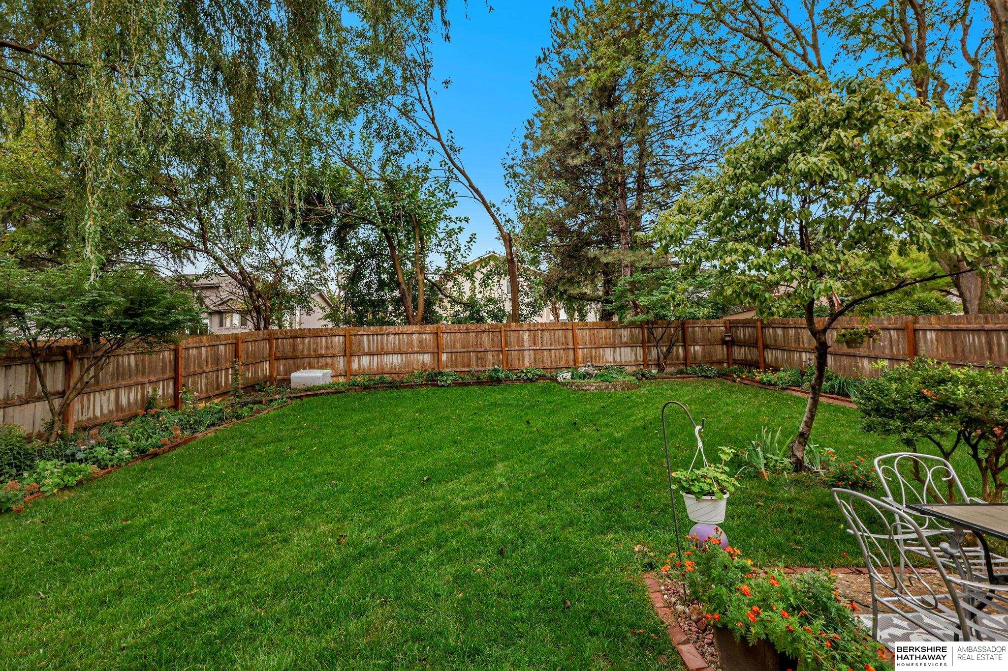 Omaha, Nebraska 68154, United States, 3 Bedrooms Bedrooms, ,2 BathroomsBathrooms,Residential,Pending,228536