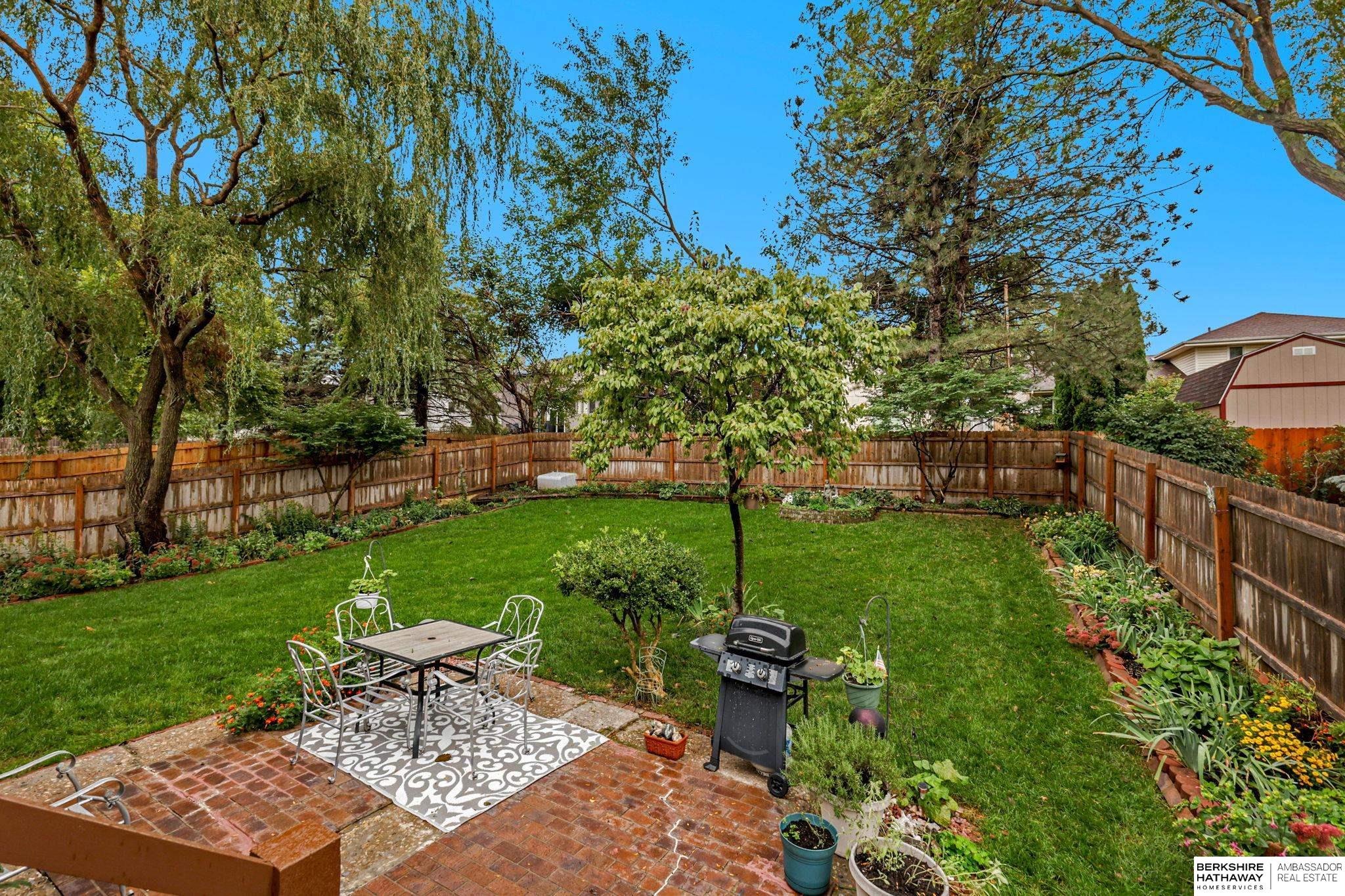 Omaha, Nebraska 68154, United States, 3 Bedrooms Bedrooms, ,2 BathroomsBathrooms,Residential,Pending,228536