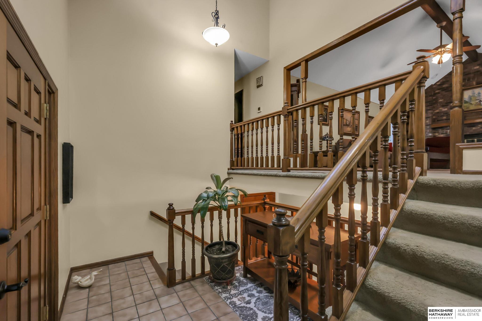 Omaha, Nebraska 68154, United States, 3 Bedrooms Bedrooms, ,2 BathroomsBathrooms,Residential,Pending,228536