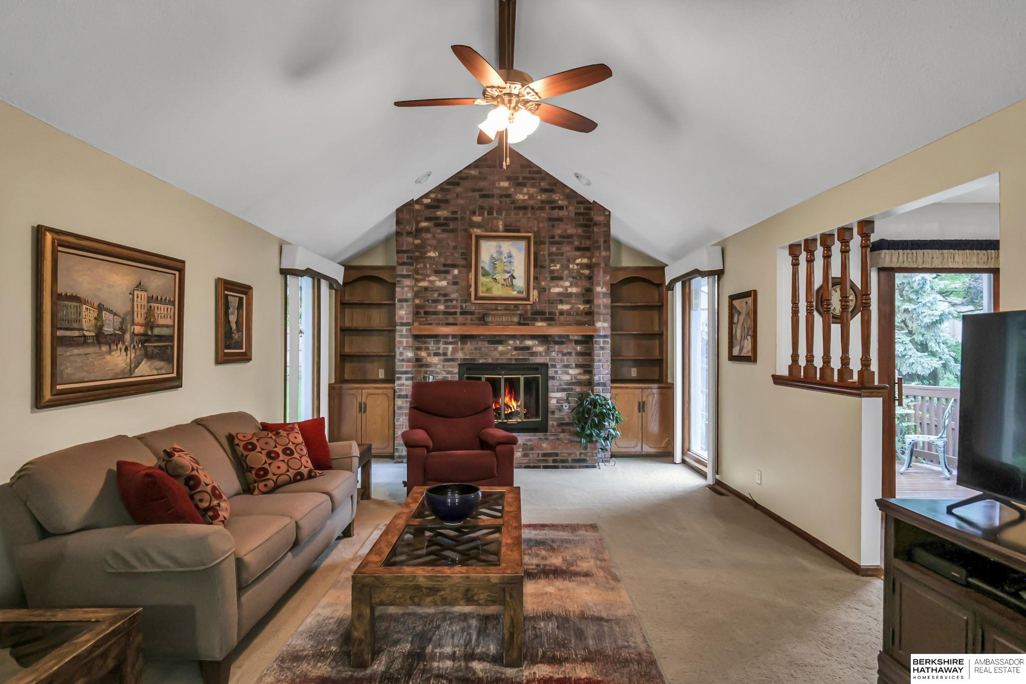 Omaha, Nebraska 68154, United States, 3 Bedrooms Bedrooms, ,2 BathroomsBathrooms,Residential,Pending,228536