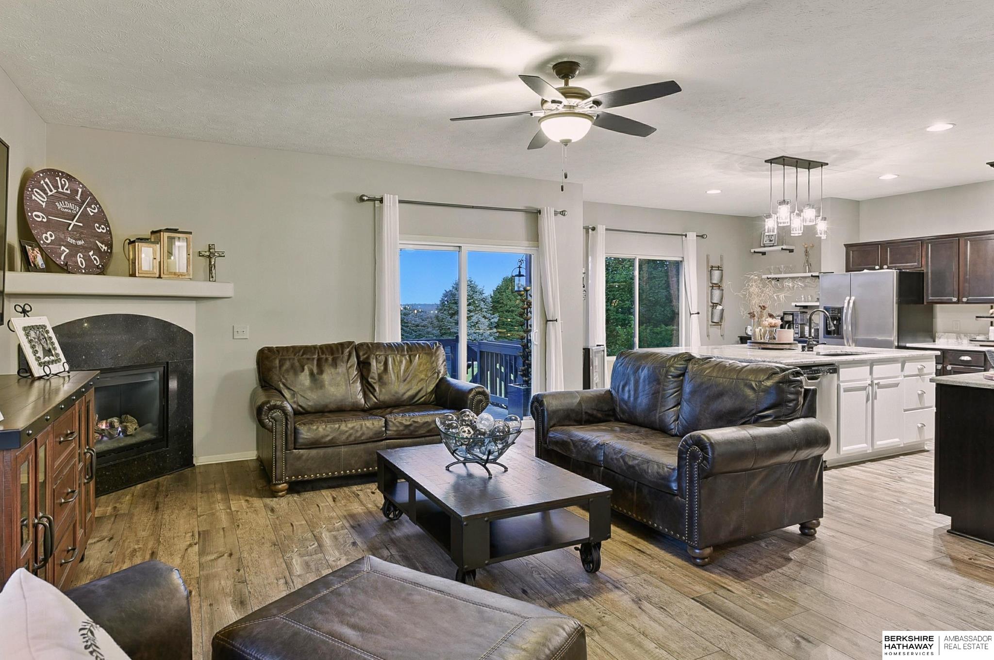 Omaha, Nebraska 68164, United States, 3 Bedrooms Bedrooms, ,2 BathroomsBathrooms,Residential,Pending,187522