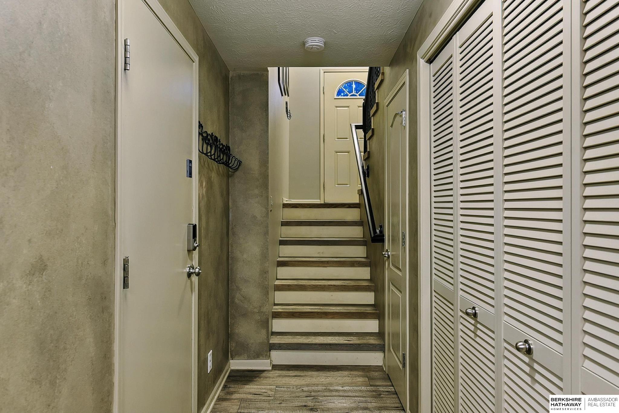 Omaha, Nebraska 68164, United States, 3 Bedrooms Bedrooms, ,2 BathroomsBathrooms,Residential,Pending,187522