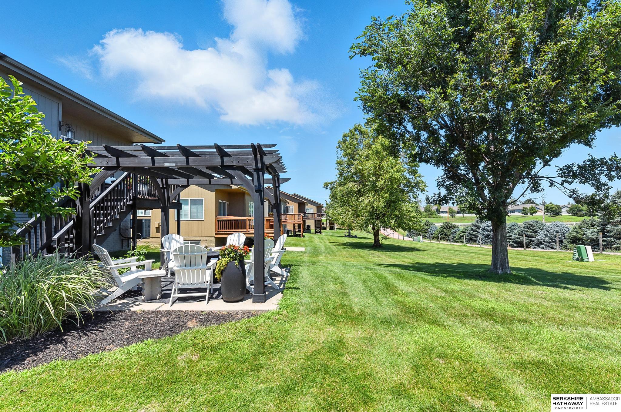 Omaha, Nebraska 68164, United States, 3 Bedrooms Bedrooms, ,2 BathroomsBathrooms,Residential,Pending,187522