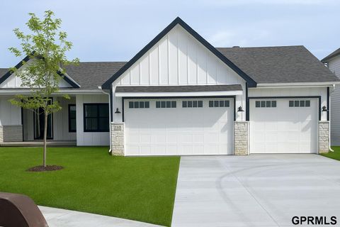 Photo of 11363 N 170 Street, Bennington, NE 68007 (MLS # 22533363)