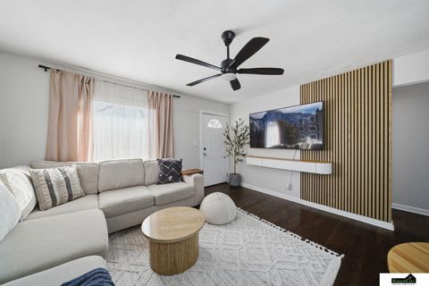 Photo of 2721 N 38th Street, Lincoln, NE 68504 (MLS # 22610499)