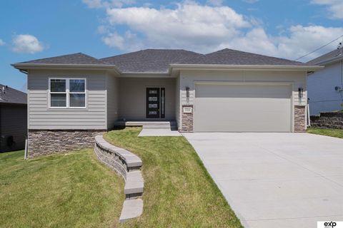 Photo of 1424 2nd Avenue, Plattsmouth, NE 68048 (MLS # 22602737)