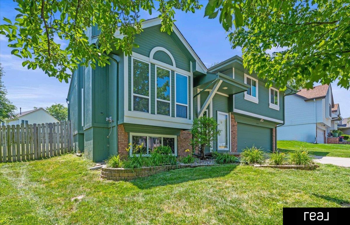 Omaha, Nebraska 68164, United States, 3 Bedrooms Bedrooms, ,2 BathroomsBathrooms,Residential,Active,177998