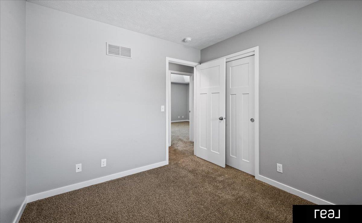 Omaha, Nebraska 68164, United States, 3 Bedrooms Bedrooms, ,2 BathroomsBathrooms,Residential,Active,177998