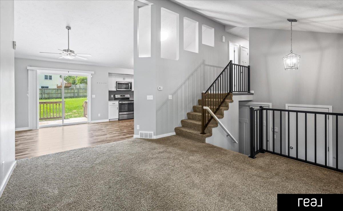 Omaha, Nebraska 68164, United States, 3 Bedrooms Bedrooms, ,2 BathroomsBathrooms,Residential,Active,177998