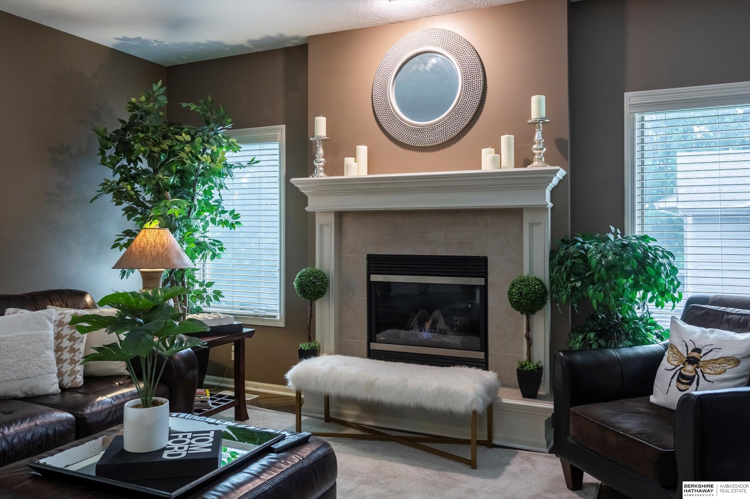 Omaha, Nebraska 68130, United States, 4 Bedrooms Bedrooms, ,4 BathroomsBathrooms,Residential,Active,212571