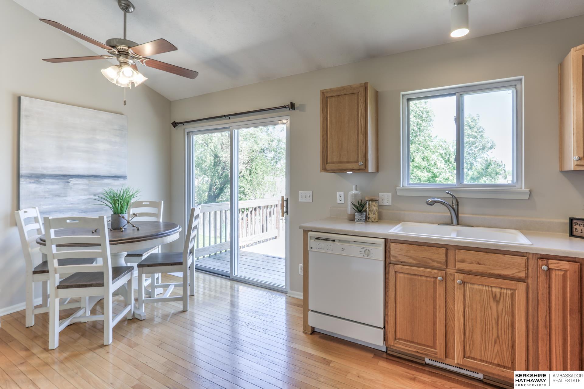 Omaha, Nebraska 68136, United States, 3 Bedrooms Bedrooms, ,4 BathroomsBathrooms,Residential,Pending,131362