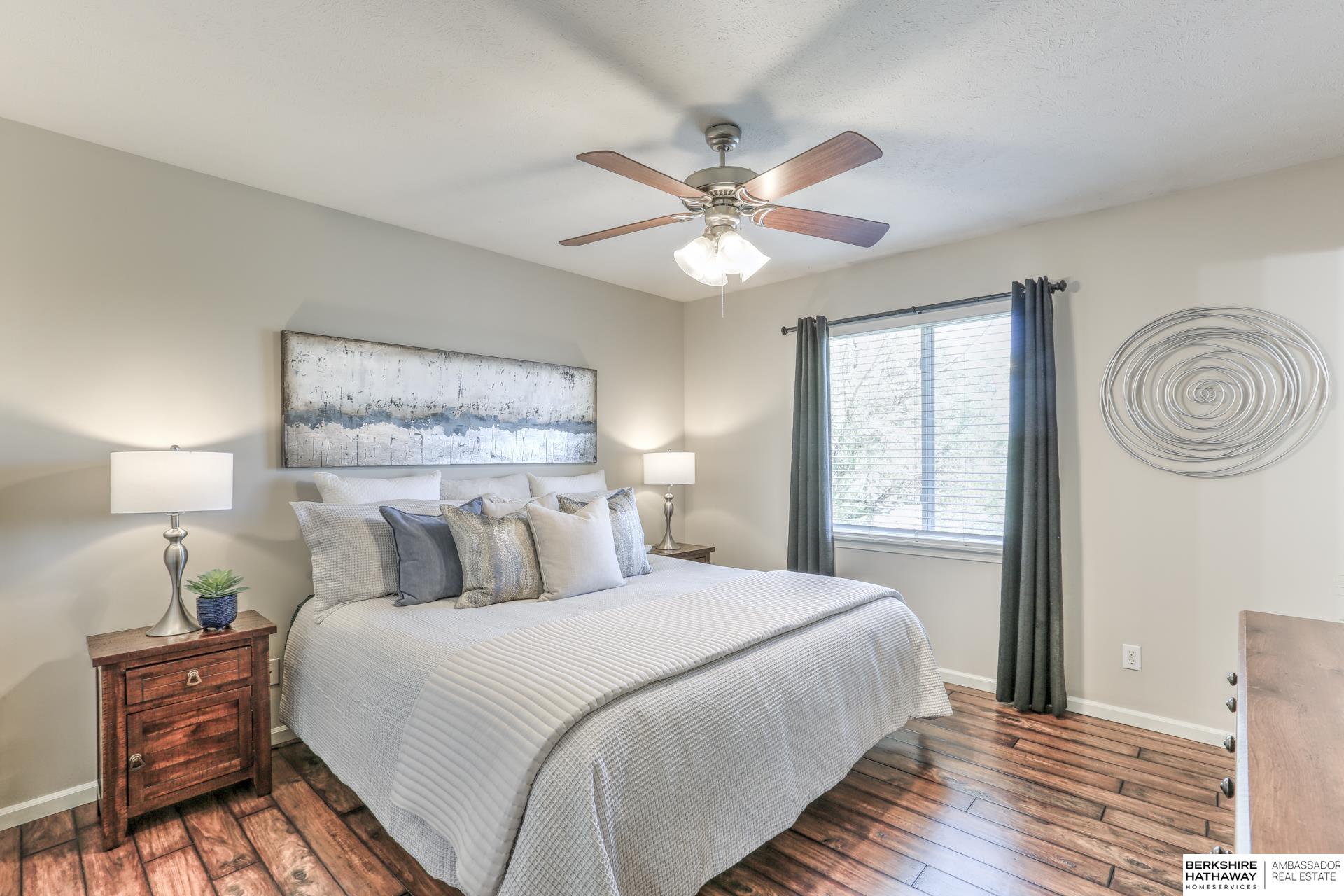 Omaha, Nebraska 68136, United States, 3 Bedrooms Bedrooms, ,4 BathroomsBathrooms,Residential,Pending,131362