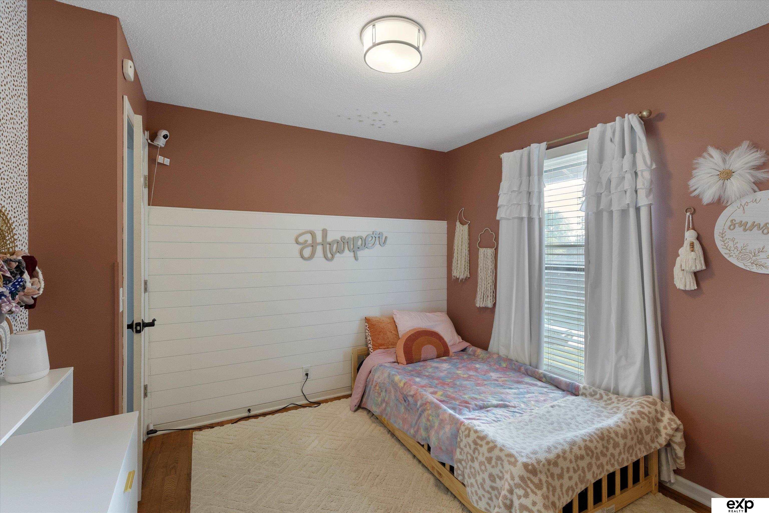 Omaha, Nebraska 68130, United States, 3 Bedrooms Bedrooms, ,2 BathroomsBathrooms,Residential,Pending,204791