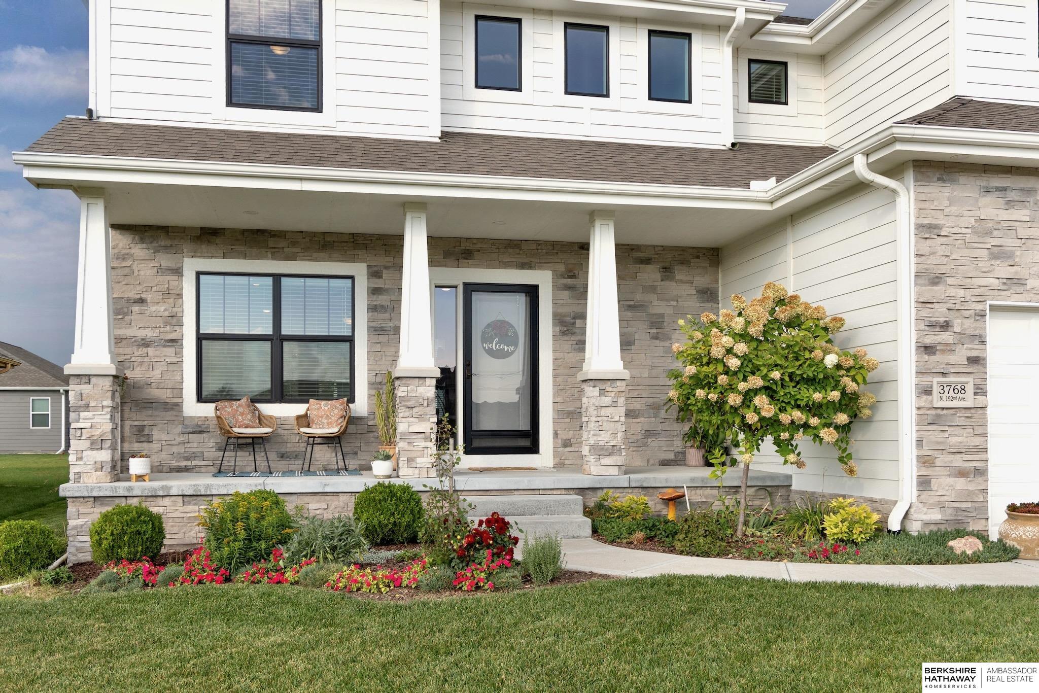 Elkhorn, Nebraska 68022, United States, 4 Bedrooms Bedrooms, ,3 BathroomsBathrooms,Residential,Active,230287