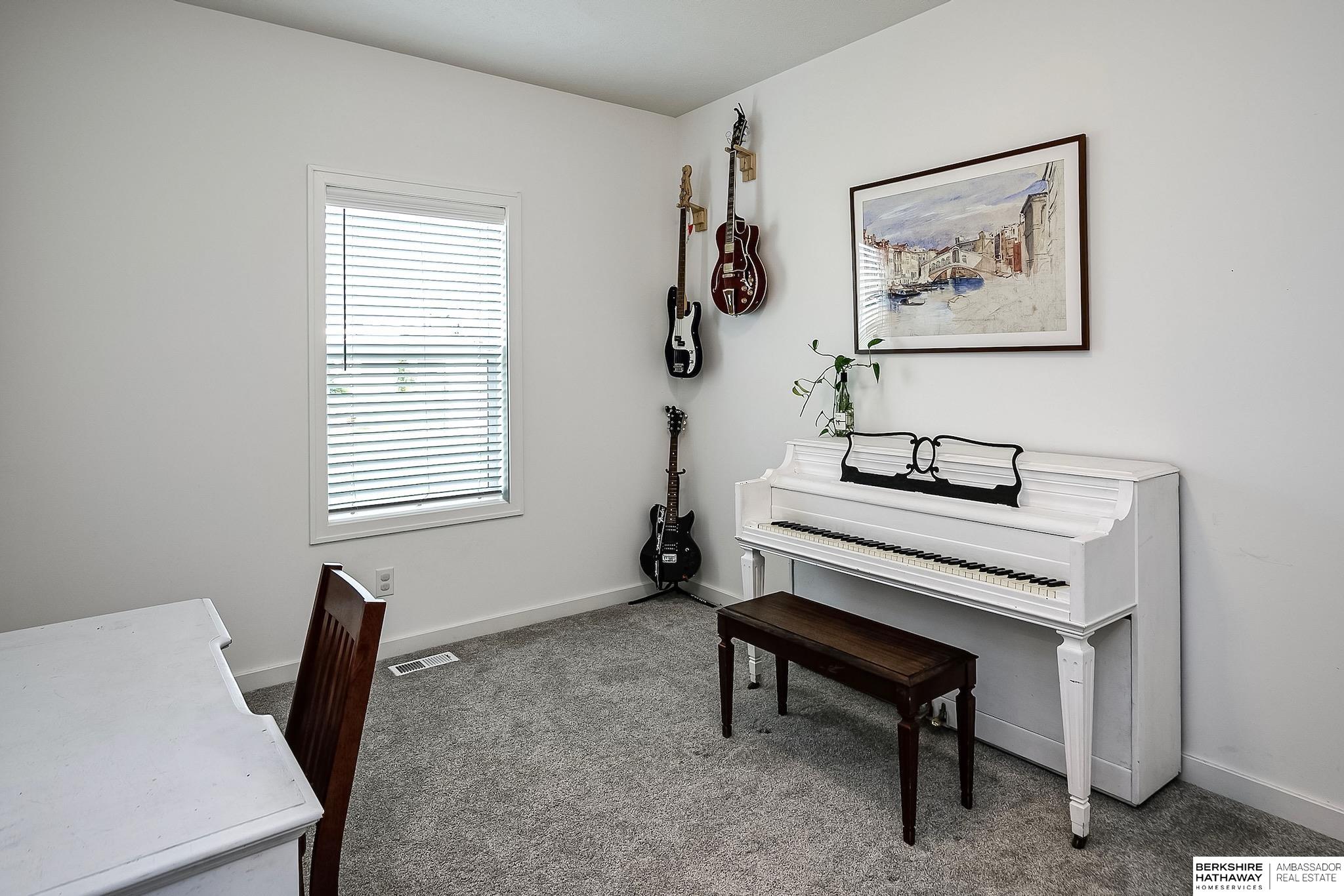 Elkhorn, Nebraska 68022, United States, 4 Bedrooms Bedrooms, ,3 BathroomsBathrooms,Residential,Active,230287