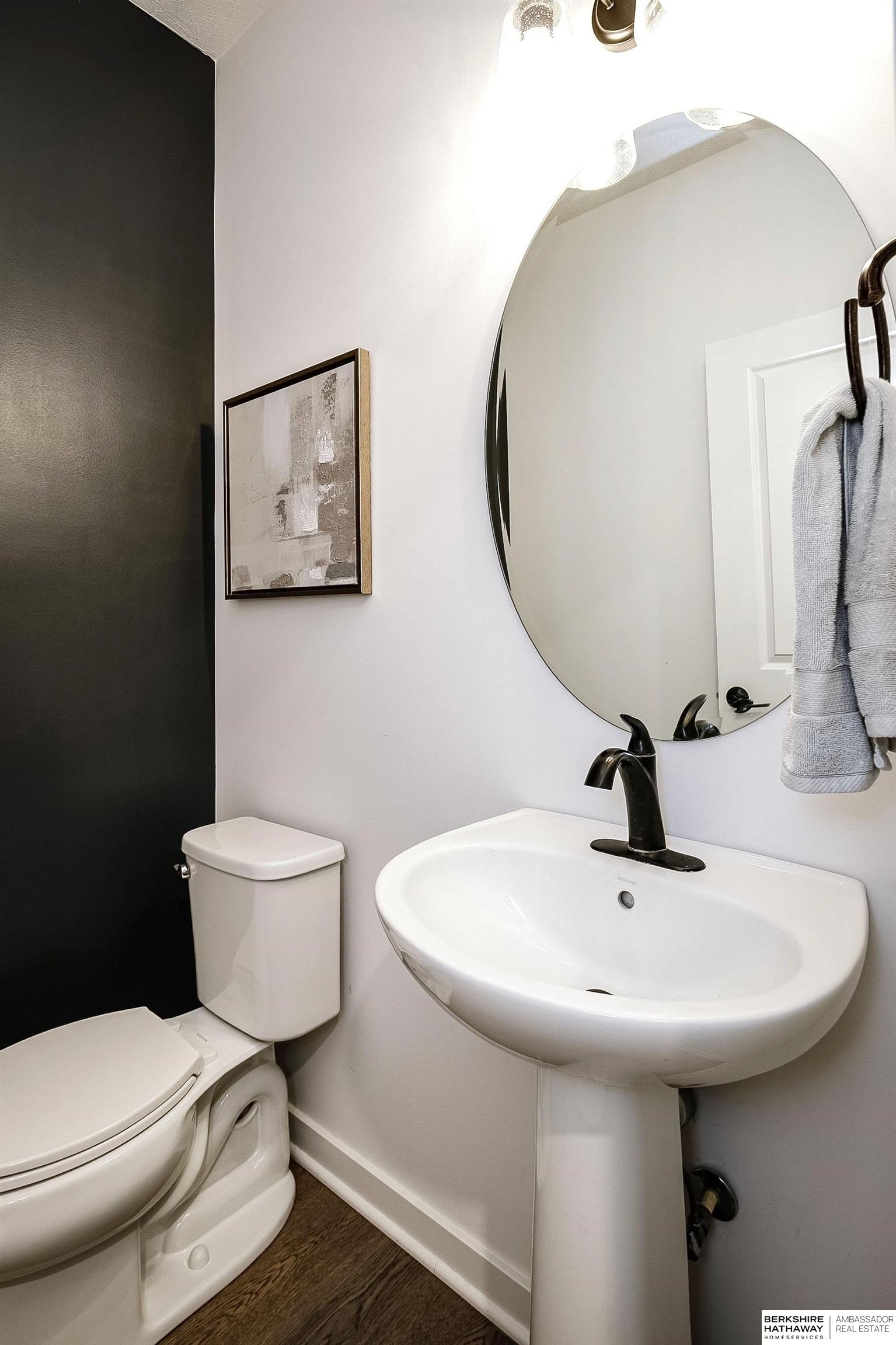 Elkhorn, Nebraska 68022, United States, 4 Bedrooms Bedrooms, ,3 BathroomsBathrooms,Residential,Active,230287