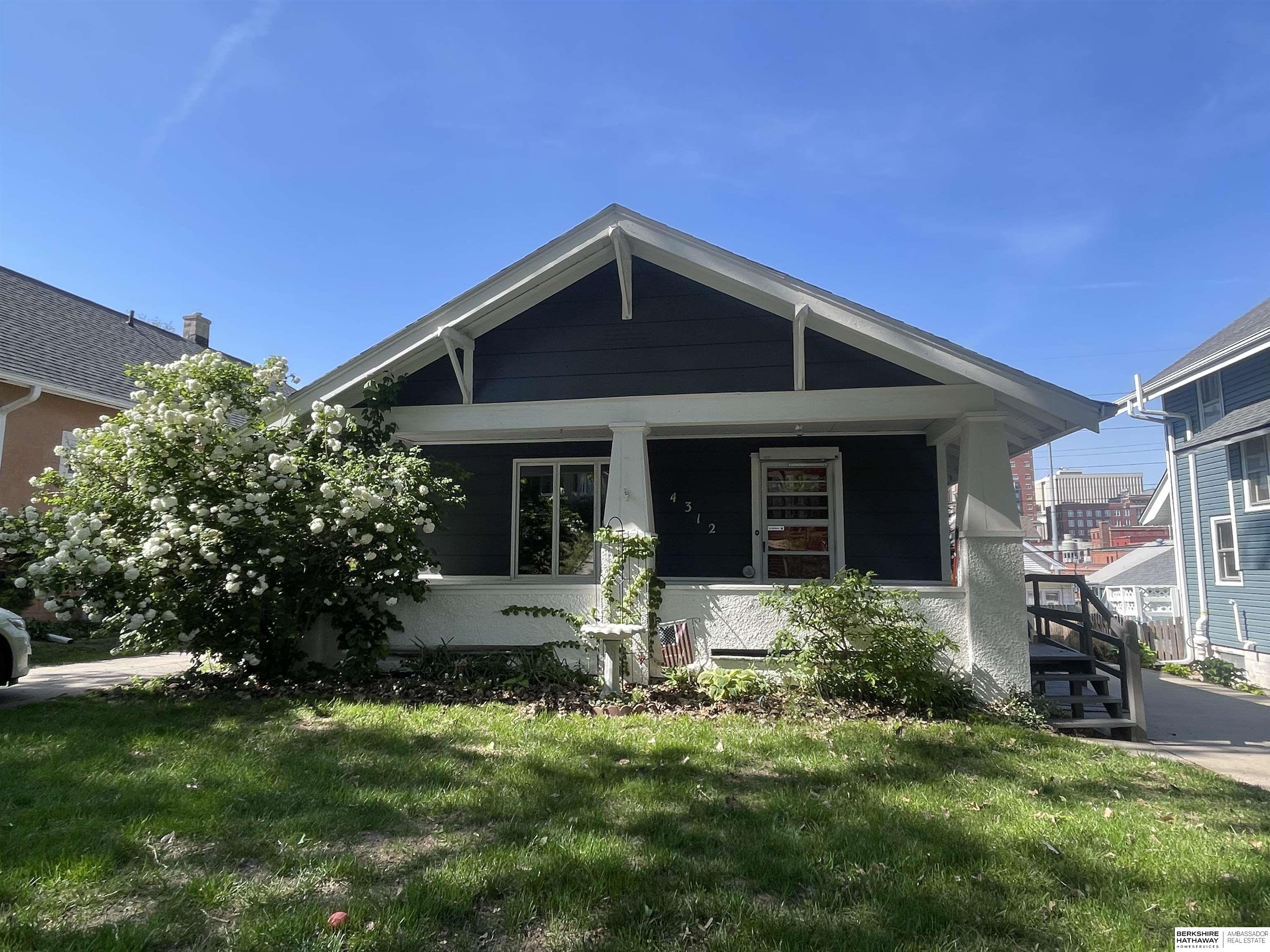 Omaha, Nebraska 68105, United States, 2 Bedrooms Bedrooms, ,1 BathroomBathrooms,Residential,Pending,127848 Omaha, Nebraska 68105, United States, 2 Bedrooms Bedrooms, ,1 BathroomBathrooms,Residential,Pending,127848