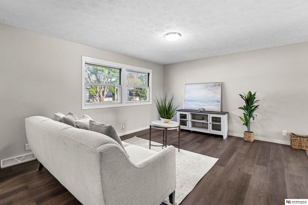 4116 N 101ST ST, OMAHA, NE 68134 - Image fdb5af21ed5dae8eada3c5f21cc317ae/7907747
