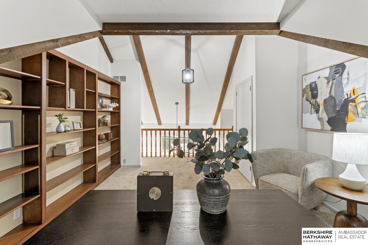 Omaha, Nebraska 68124, United States, 4 Bedrooms Bedrooms, ,2 BathroomsBathrooms,Residential,Active,233588