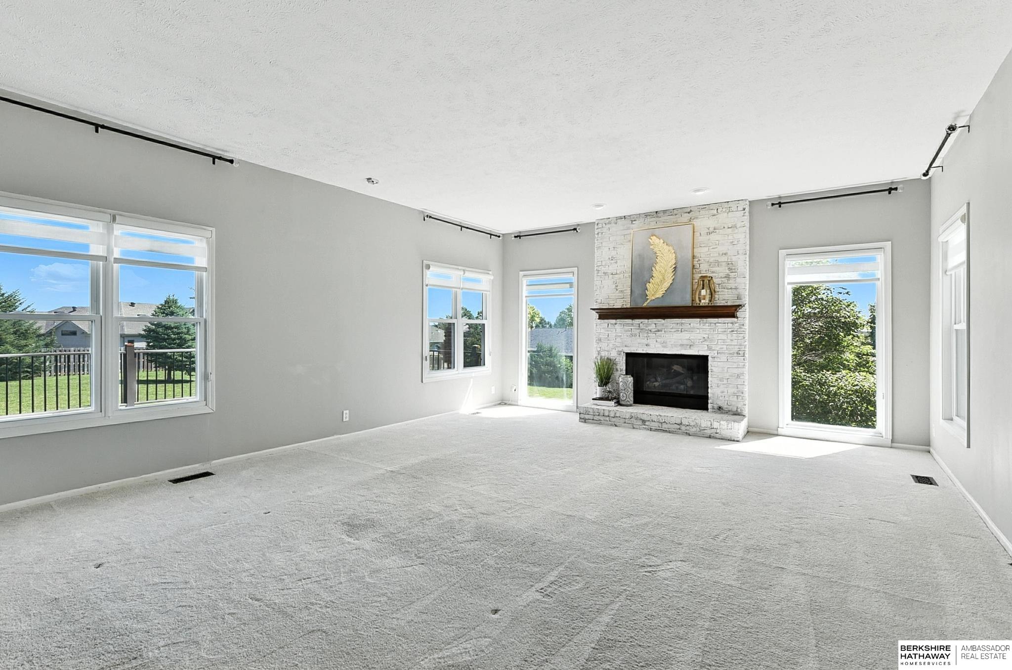 Bennington, Nebraska 68007, United States, 4 Bedrooms Bedrooms, ,4 BathroomsBathrooms,Residential,Active,174553