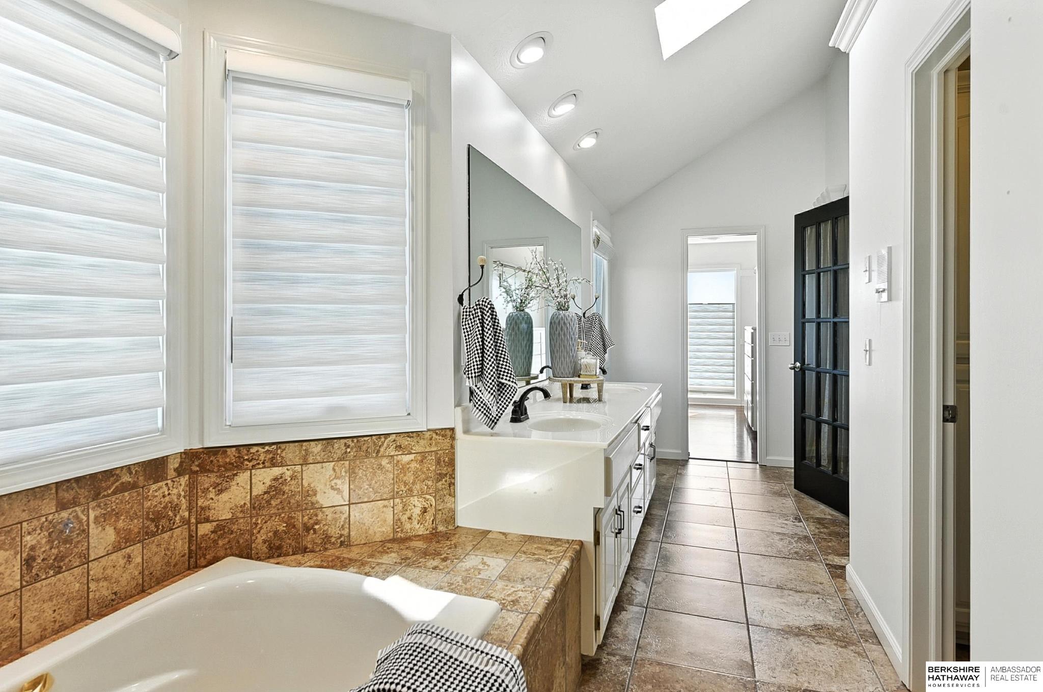 Bennington, Nebraska 68007, United States, 4 Bedrooms Bedrooms, ,4 BathroomsBathrooms,Residential,Active,174553