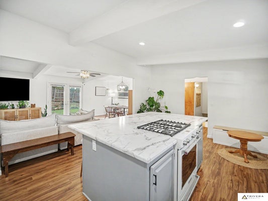 5815 L ST, LINCOLN, NE 68510 - Image fe0e53b4e34312f1ddd80419093985cb/463372964