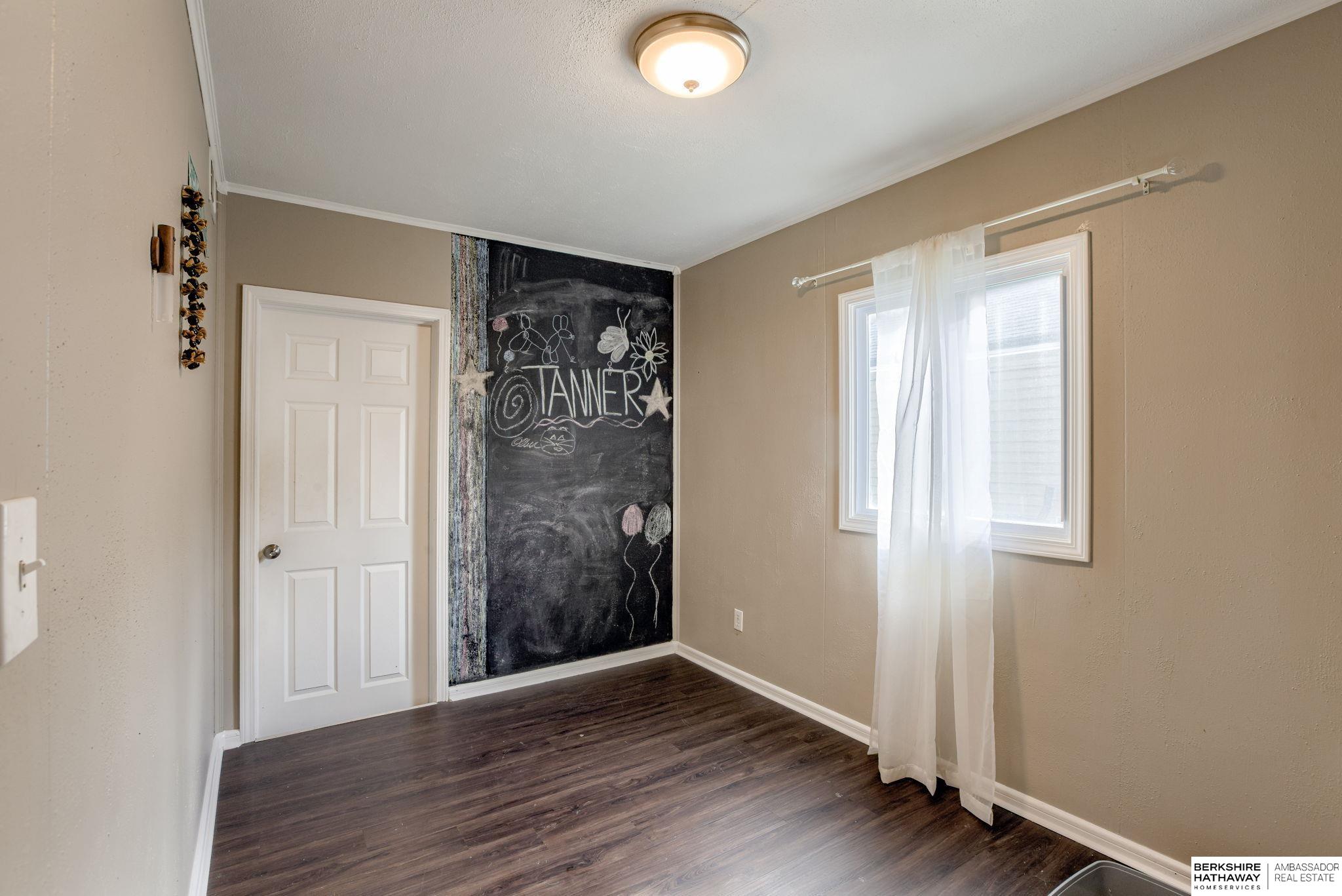 Omaha, Nebraska 68132, United States, 3 Bedrooms Bedrooms, ,2 BathroomsBathrooms,Residential,Pending,190379