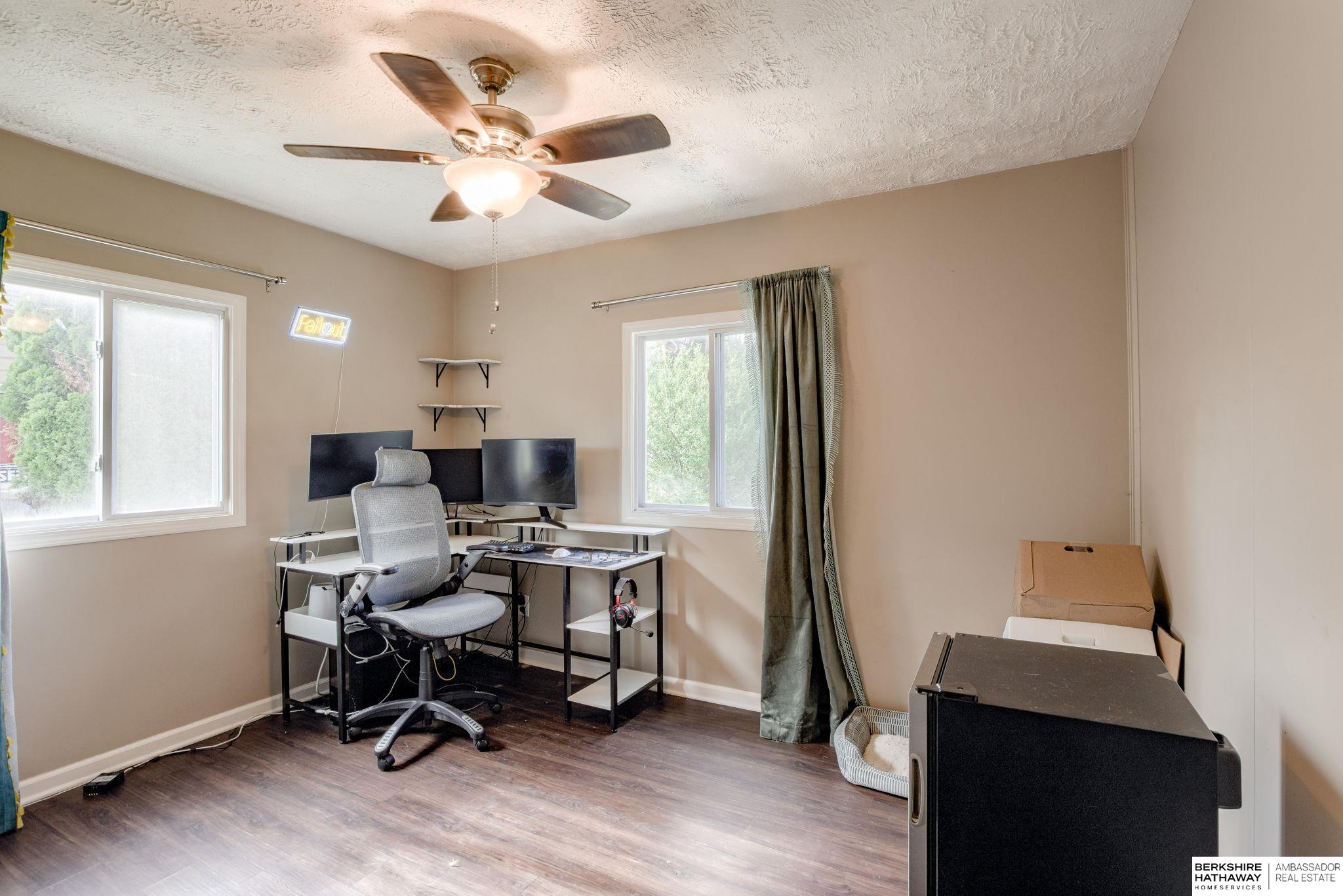 Omaha, Nebraska 68132, United States, 3 Bedrooms Bedrooms, ,2 BathroomsBathrooms,Residential,Pending,190379