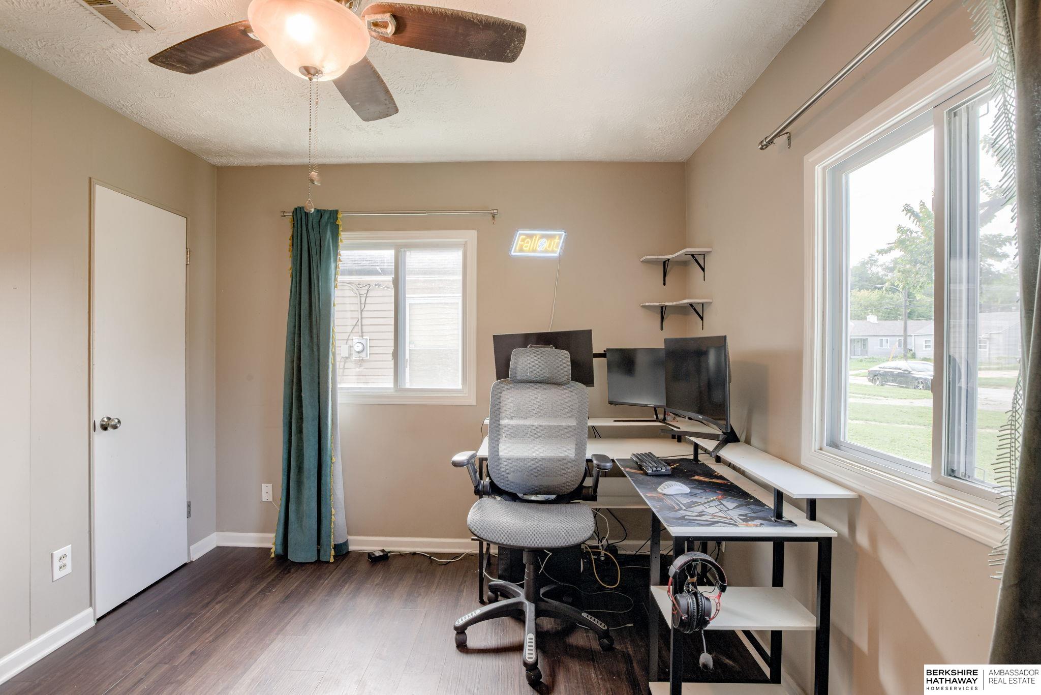 Omaha, Nebraska 68132, United States, 3 Bedrooms Bedrooms, ,2 BathroomsBathrooms,Residential,Pending,190379