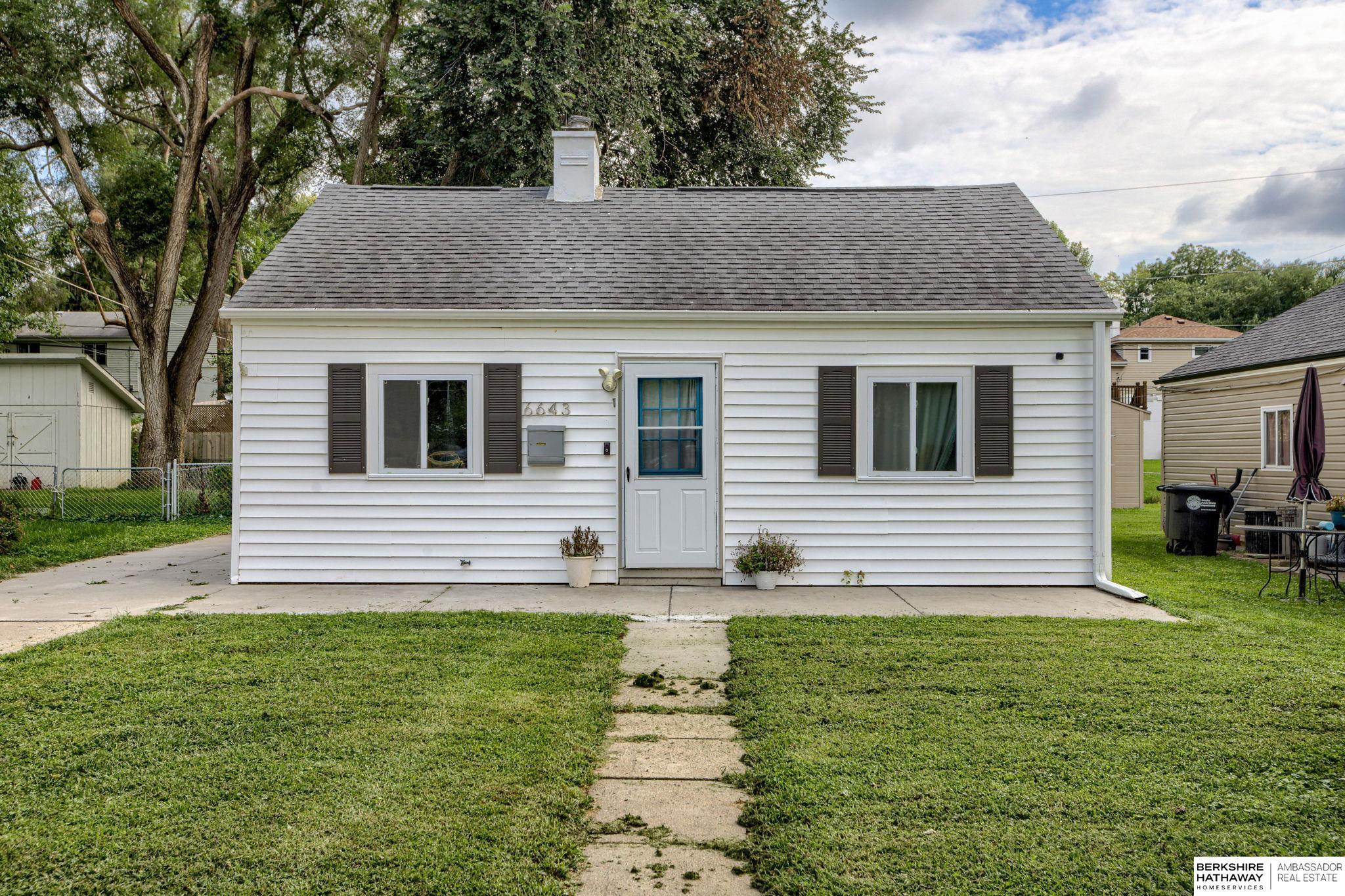 Omaha, Nebraska 68132, United States, 3 Bedrooms Bedrooms, ,2 BathroomsBathrooms,Residential,Pending,190379