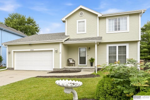 Photo of 14464 Fowler Avenue, Omaha, NE 68116 (MLS # 22618109)