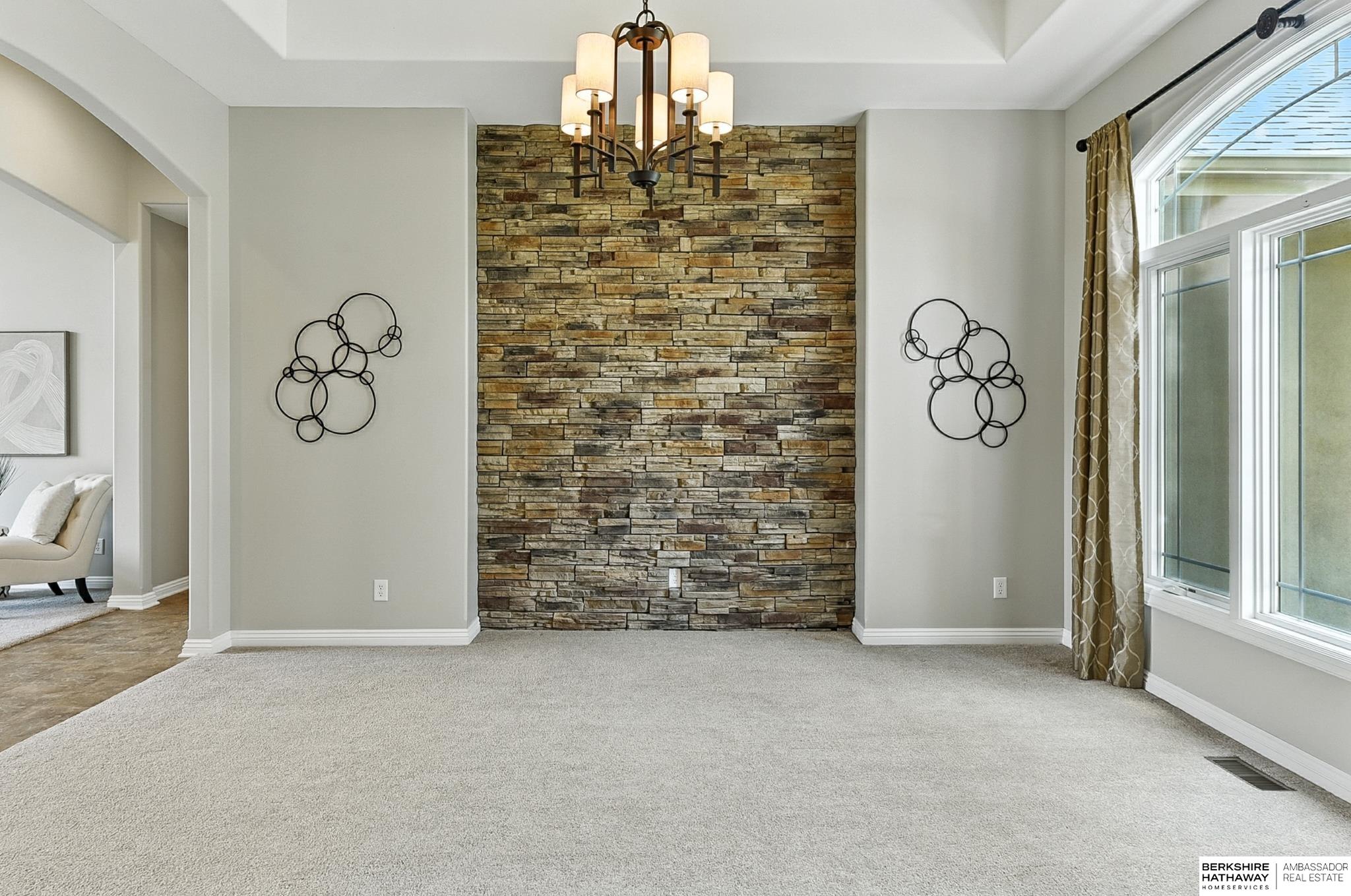 Gretna, Nebraska 68028, United States, 4 Bedrooms Bedrooms, ,4 BathroomsBathrooms,Residential,Pending,205445