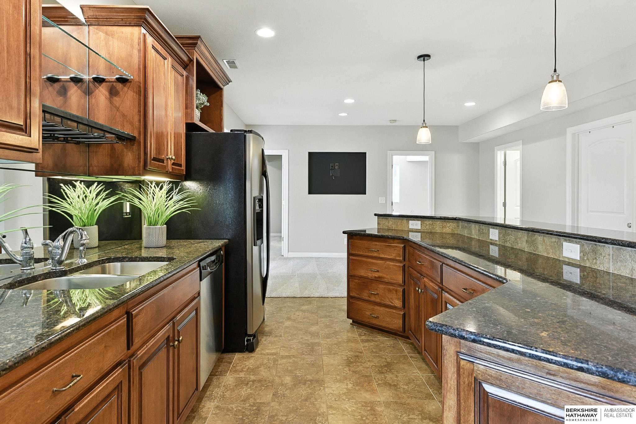 Gretna, Nebraska 68028, United States, 4 Bedrooms Bedrooms, ,4 BathroomsBathrooms,Residential,Pending,205445