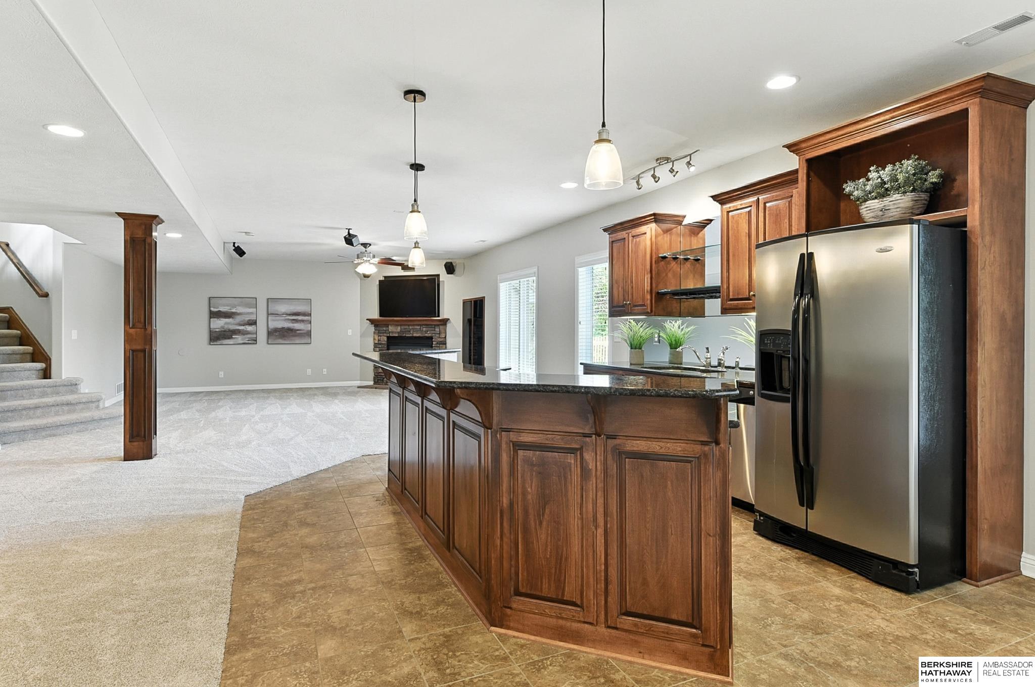 Gretna, Nebraska 68028, United States, 4 Bedrooms Bedrooms, ,4 BathroomsBathrooms,Residential,Pending,205445