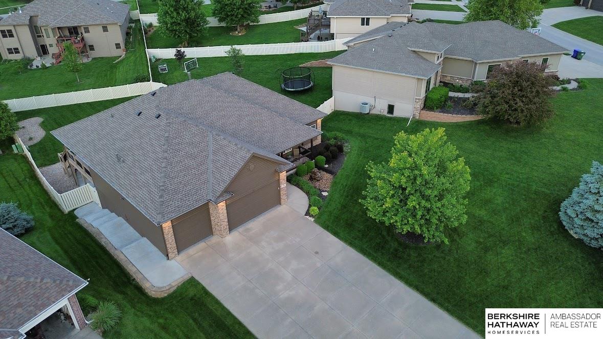 Gretna, Nebraska 68028, United States, 4 Bedrooms Bedrooms, ,4 BathroomsBathrooms,Residential,Active,145894