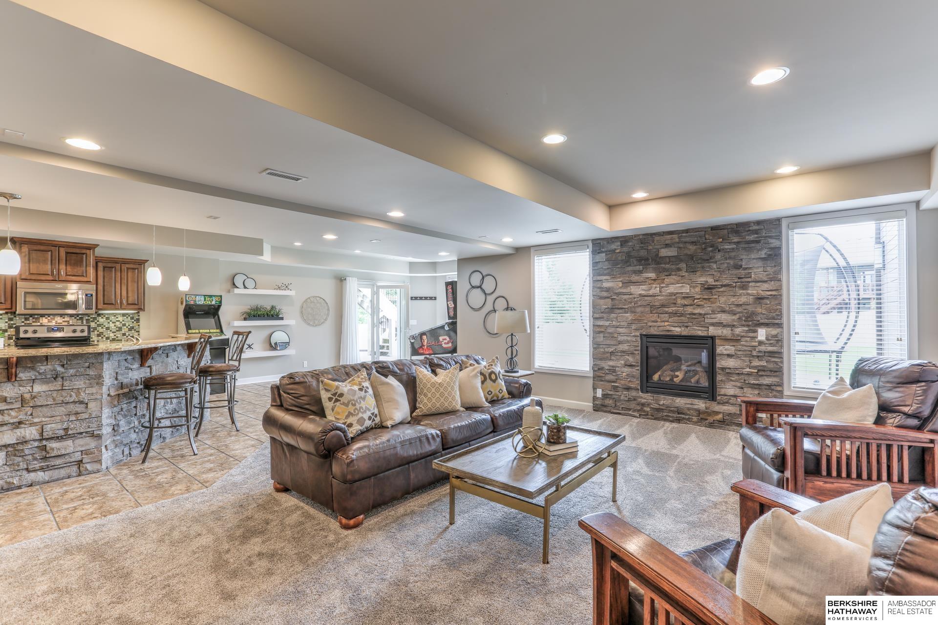 Gretna, Nebraska 68028, United States, 4 Bedrooms Bedrooms, ,4 BathroomsBathrooms,Residential,Active,145894