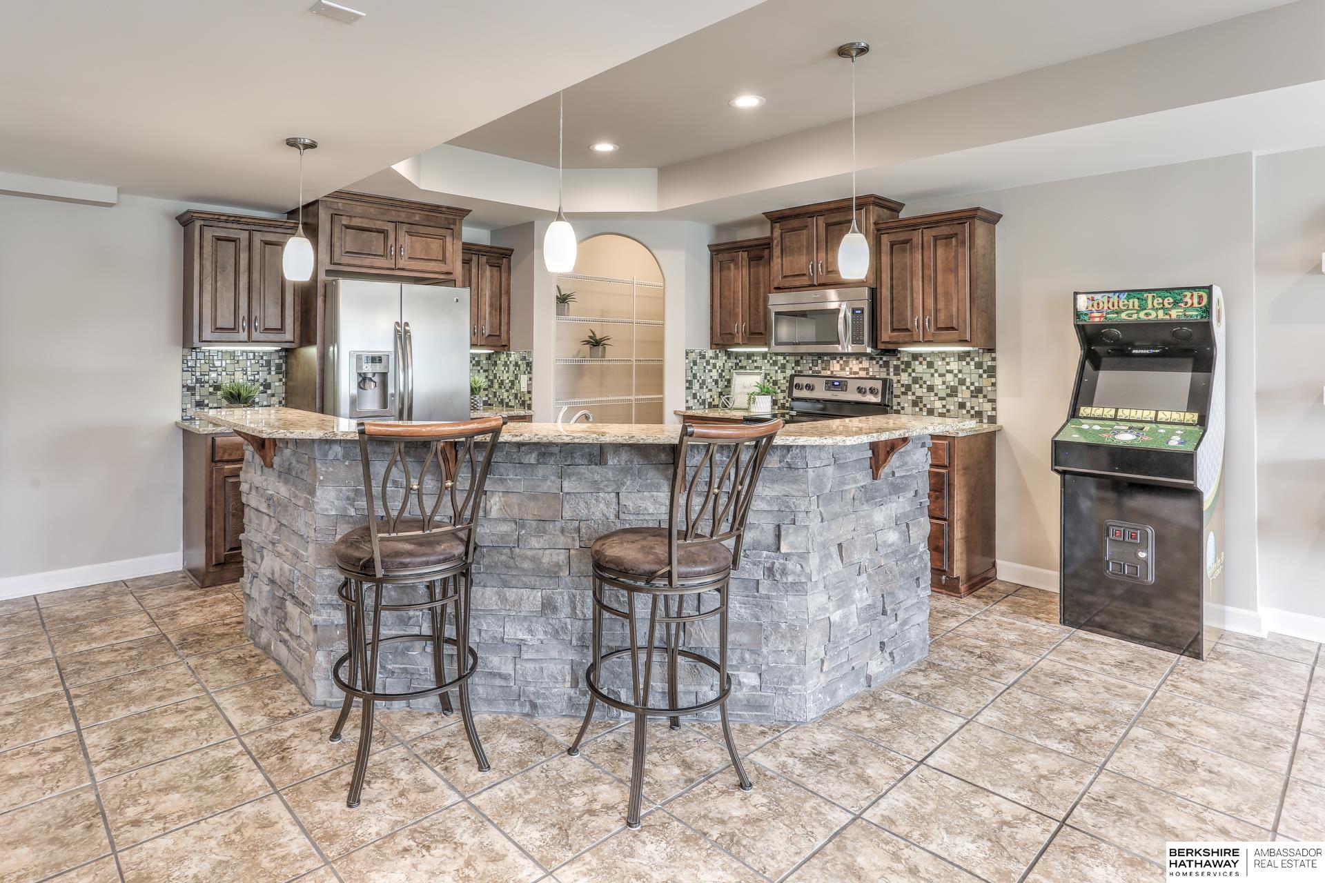 Gretna, Nebraska 68028, United States, 4 Bedrooms Bedrooms, ,4 BathroomsBathrooms,Residential,Active,145894