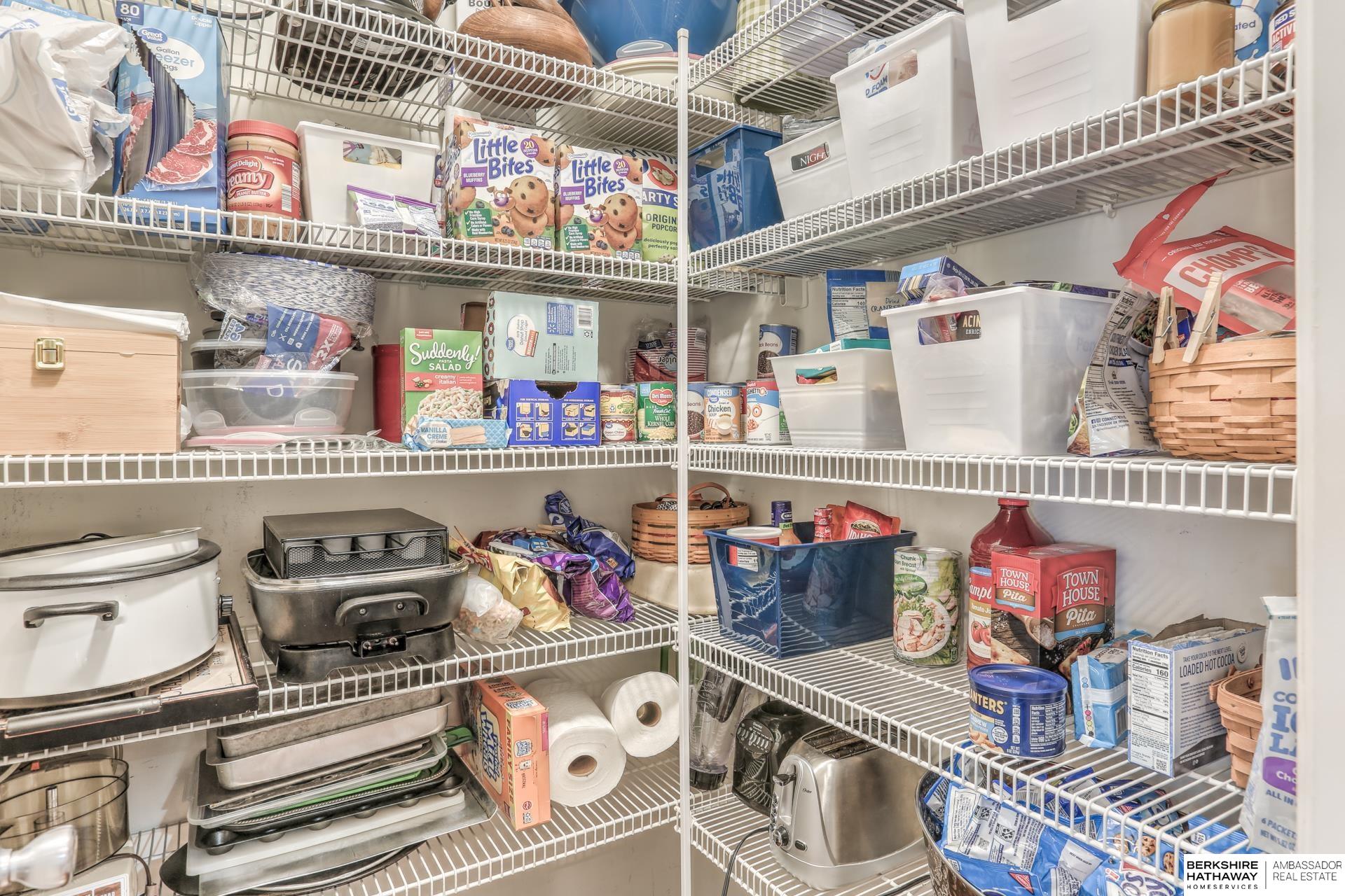 Gretna, Nebraska 68028, United States, 4 Bedrooms Bedrooms, ,4 BathroomsBathrooms,Residential,Active,145894