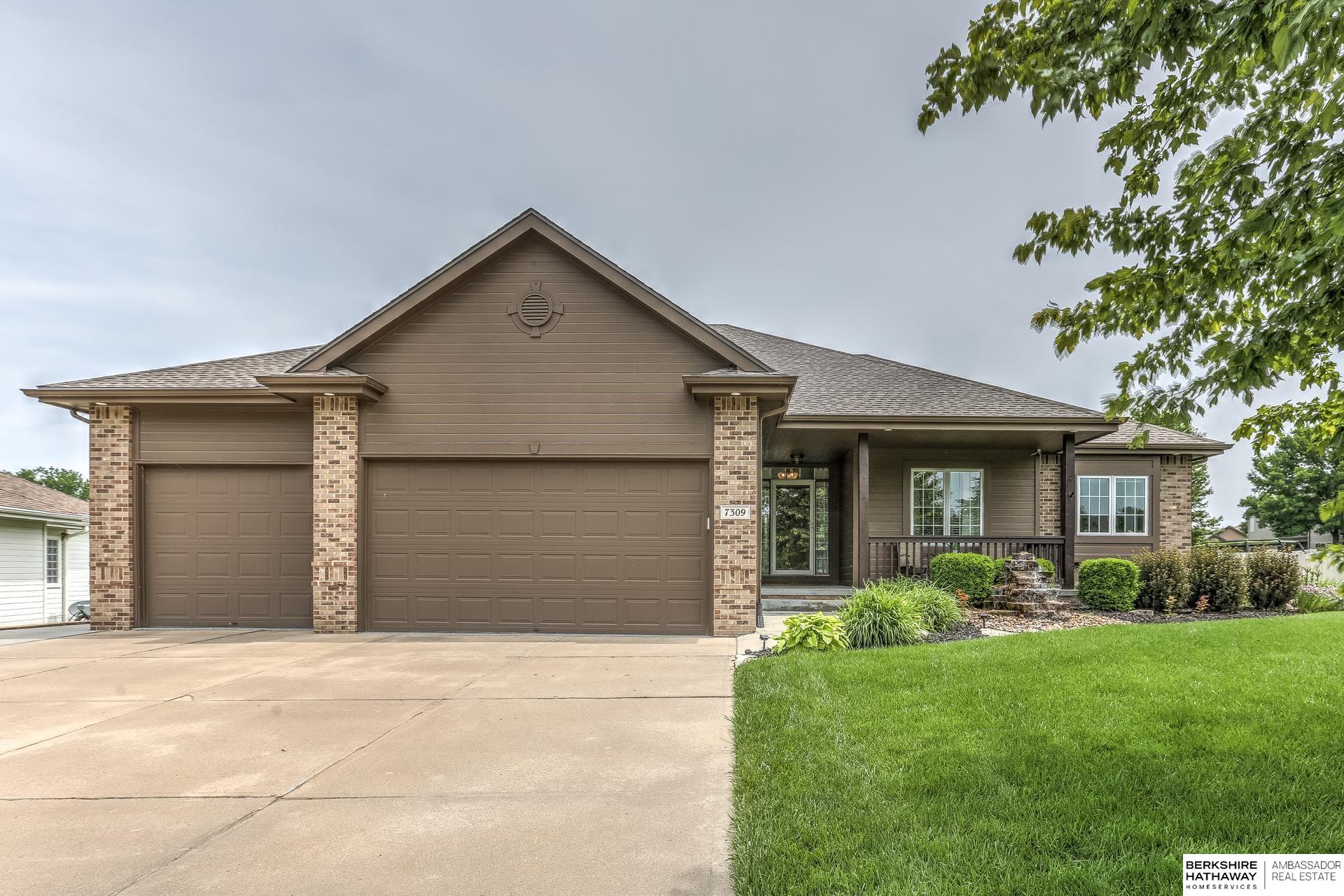 Gretna, Nebraska 68028, United States, 4 Bedrooms Bedrooms, ,4 BathroomsBathrooms,Residential,Active,145894 Gretna, Nebraska 68028, United States, 4 Bedrooms Bedrooms, ,4 BathroomsBathrooms,Residential,Active,145894