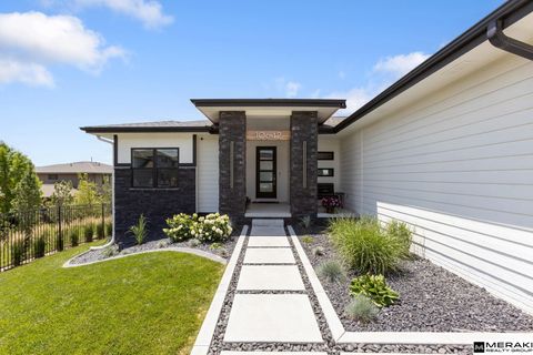 Photo of 10642 S 188th Avenue, Omaha, NE 68136 (MLS # 22616434)