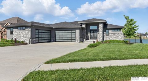 Photo of 17028 S Reflection Circle, Bennington, NE 68007 (MLS # 22529771)