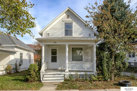 Photo of 1116 S 23 Street, Lincoln, NE 68502 (MLS # 22605890)