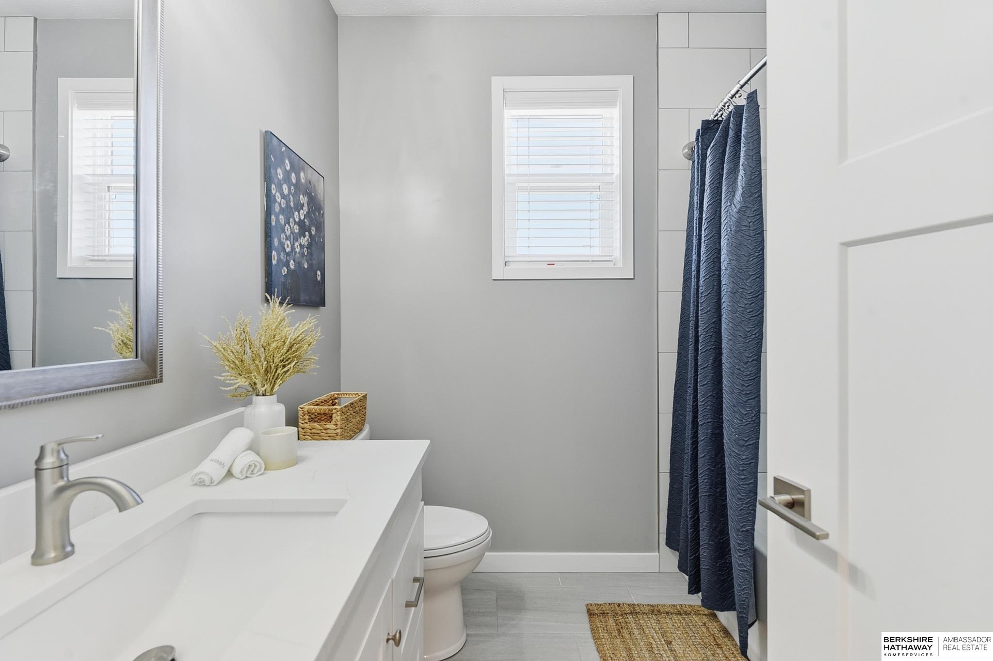 Papillion, Nebraska 68133, United States, 4 Bedrooms Bedrooms, ,3 BathroomsBathrooms,Residential,Active,232787