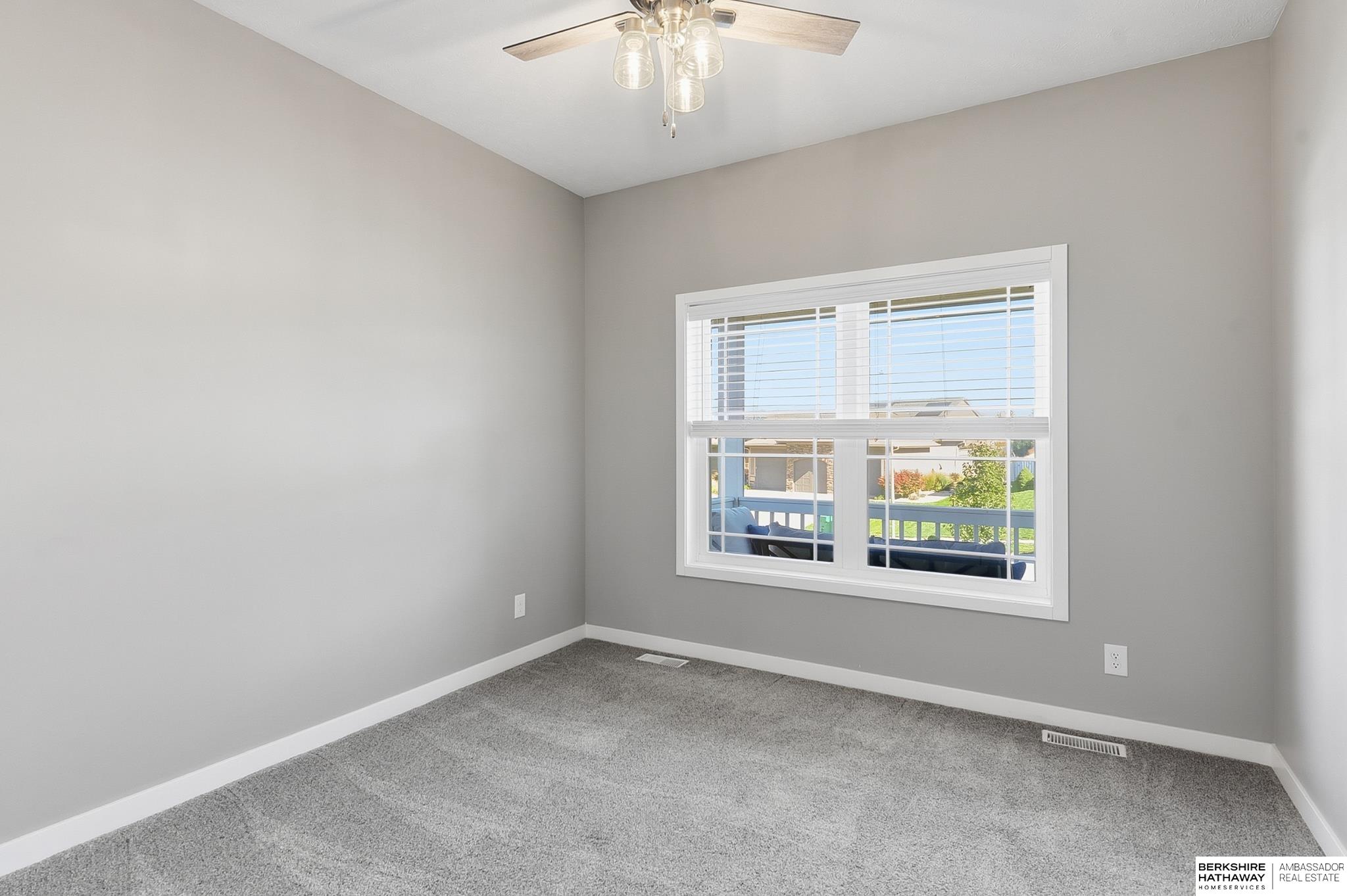 Papillion, Nebraska 68133, United States, 4 Bedrooms Bedrooms, ,3 BathroomsBathrooms,Residential,Active,232787