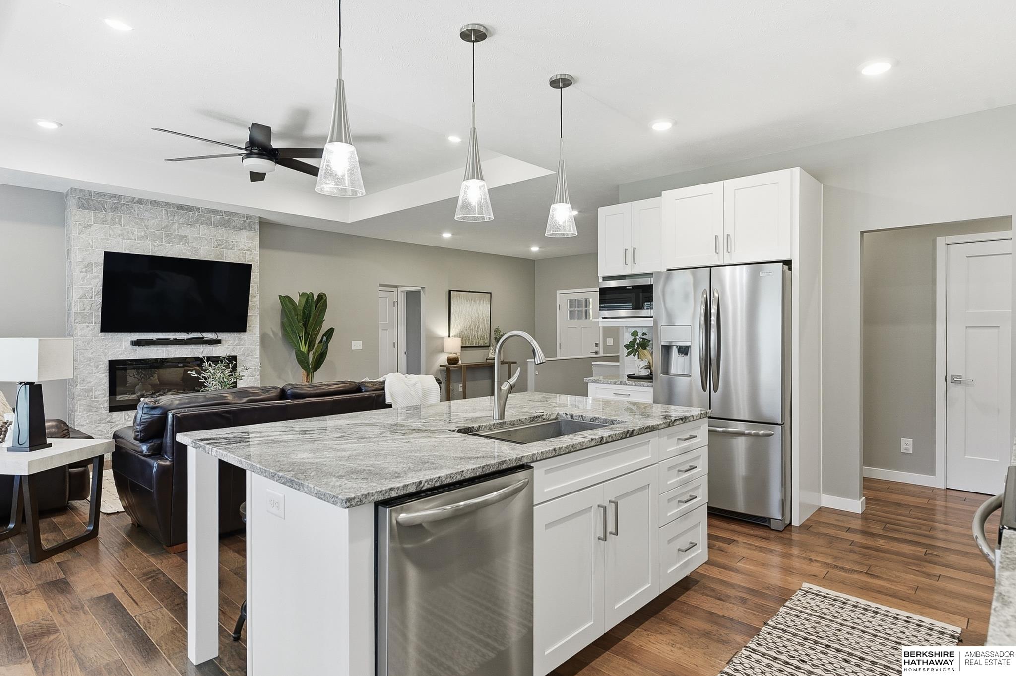 Papillion, Nebraska 68133, United States, 4 Bedrooms Bedrooms, ,3 BathroomsBathrooms,Residential,Active,232787