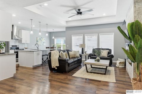 Photo of 9406 S 71st Street, Papillion, NE 68133 (MLS # 22530548) Photo of 9406 S 71st Street, Papillion, NE 68133 (MLS # 22530548)