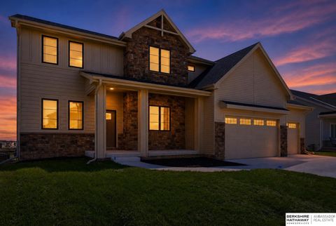 Photo of 20505 Jeannie Lane, Gretna, NE 68028 (MLS # 22612909)