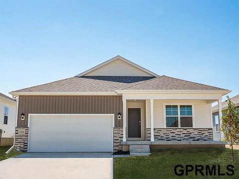 Photo of 12905 S 65th Street, Papillion, NE 68133 (MLS # 22601094)