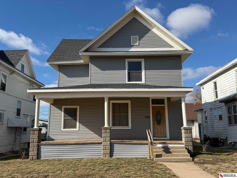 Photo of 619 F Street, Fairbury, NE 68352 (MLS # 22603558)